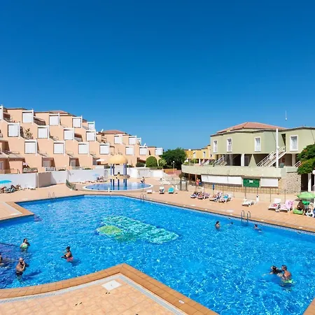 Home2Book Apart Costa Adeje, Pool * Costa Adeje (Tenerife)